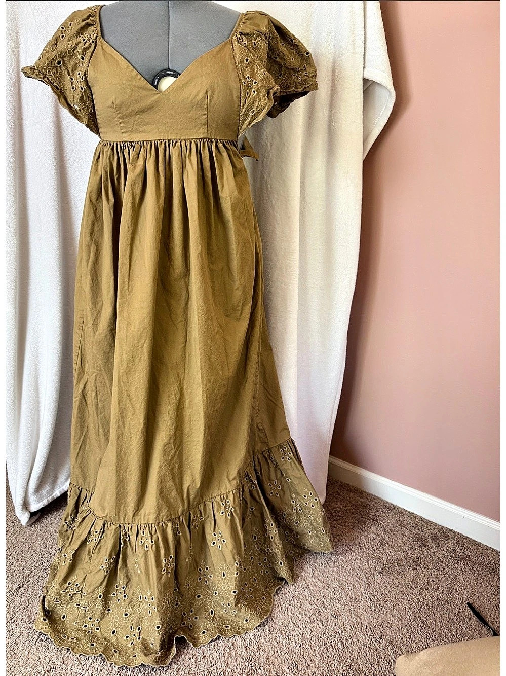 En Saison Barnette Eyelet Flutter Sleeve Poplin Maxi Dress Brown Medium
